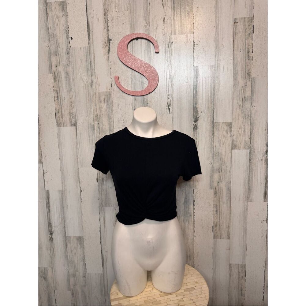 Gaze black top size small